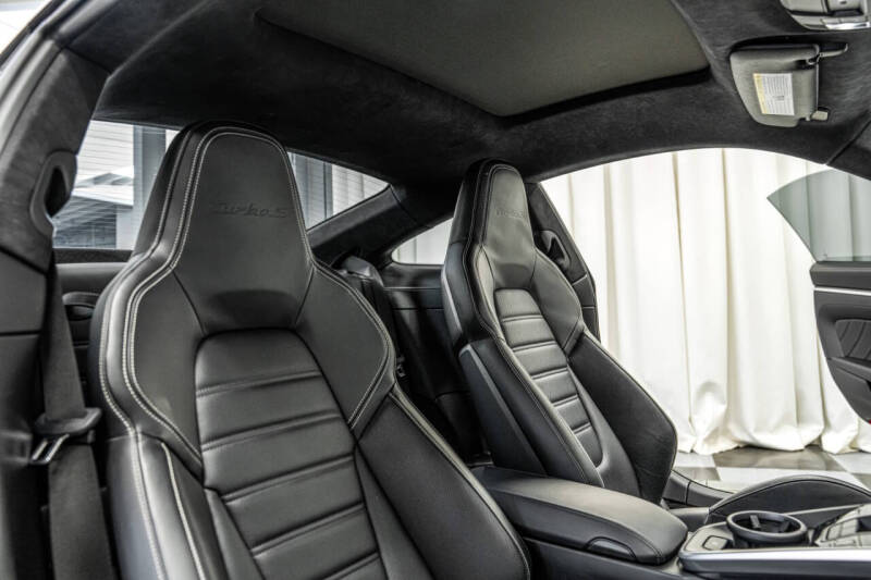 2021 Porsche 911 Turbo S