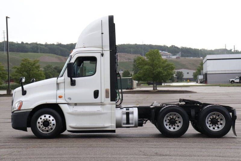 2014 Freightliner Cascadia