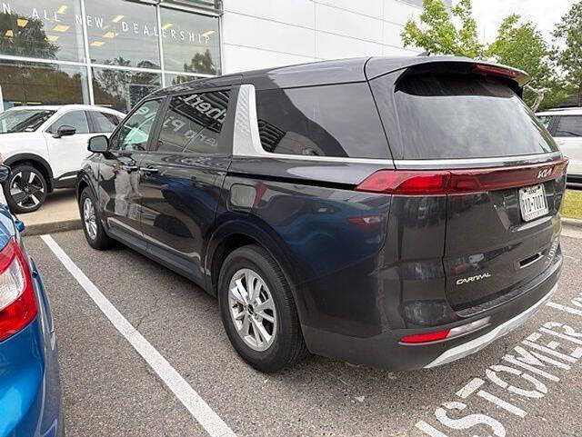 2023 Kia Carnival