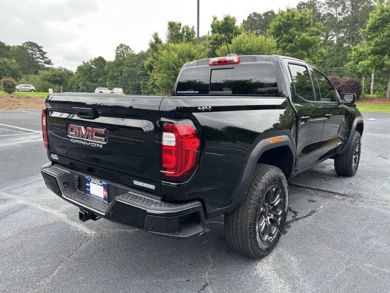 2025 GMC Canyon Elevation