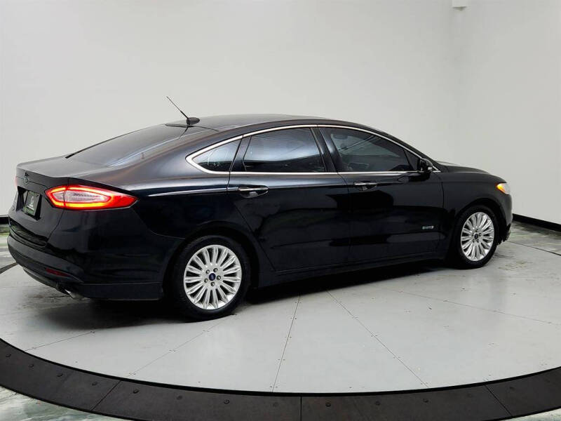 2014 Ford Fusion Energi SE