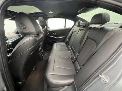 2024 BMW 3 Series 330i xDrive