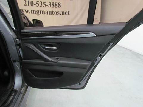 2011 BMW 5 Series 528i