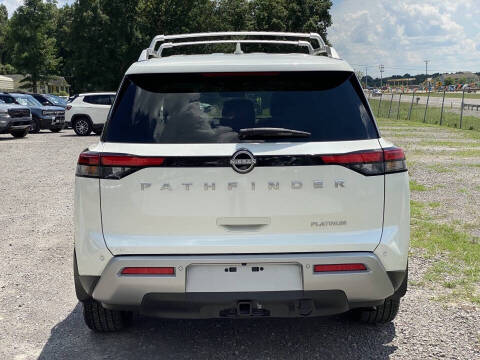 2024 Nissan Pathfinder Platinum