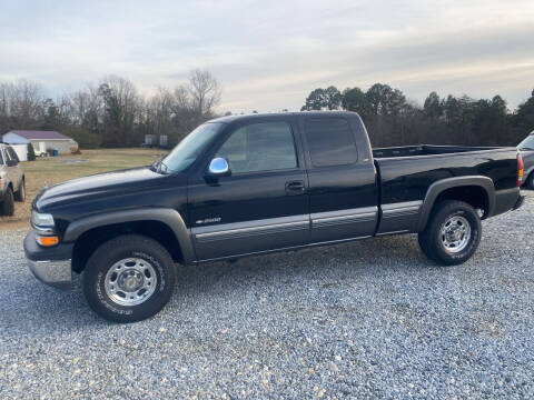 2000 Chevrolet Silverado 2500 for sale at T & T Sales, LLC in Taylorsville NC