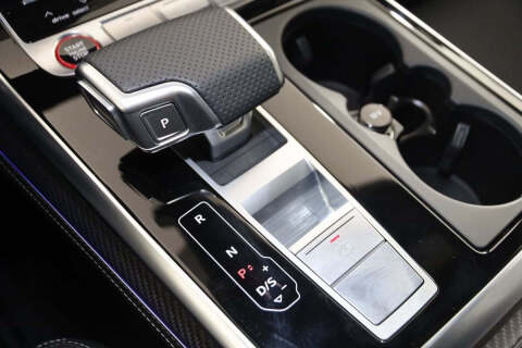 2024 Audi SQ8 4.0T quattro Premium Plus