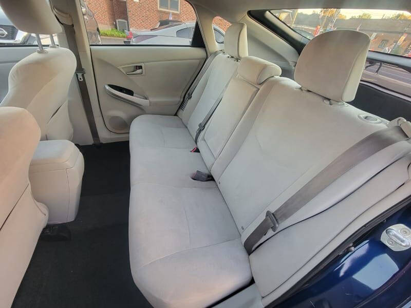 2013 Toyota Prius One