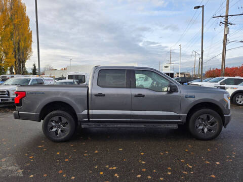 2024 Ford F-150 Lightning XLT