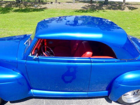 1948 Ford Super Deluxe