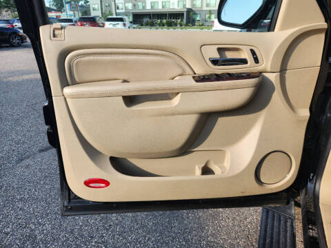 2011 Cadillac Escalade EXT Premium