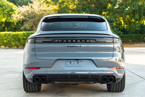 2024 Porsche Cayenne S Coupe