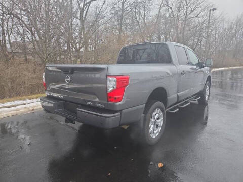2024 Nissan Titan XD SV