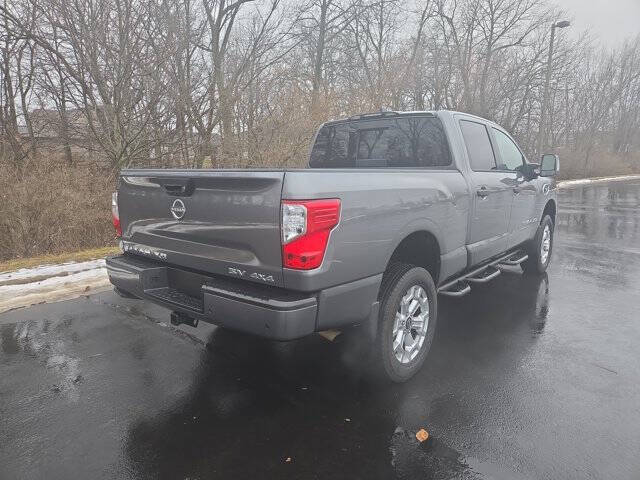 2024 Nissan Titan XD SV