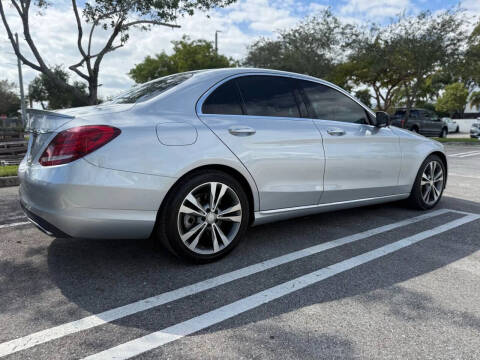 2016 Mercedes-Benz C-Class