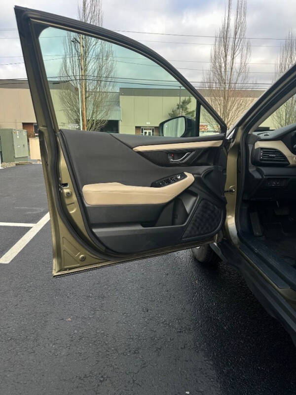 2022 Subaru Outback Premium