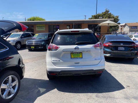 2015 Nissan Rogue SL