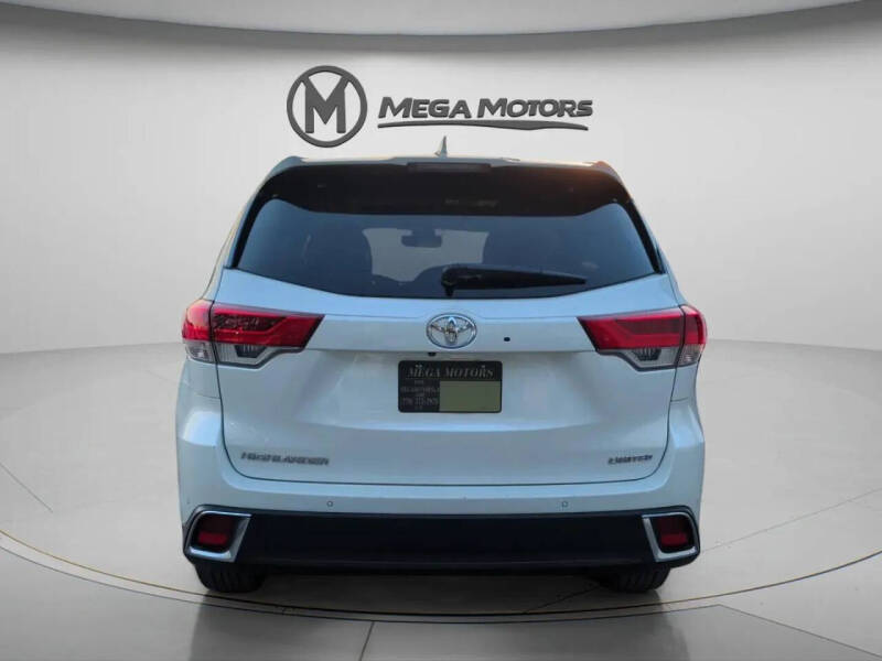 2018 Toyota Highlander Limited Platinum