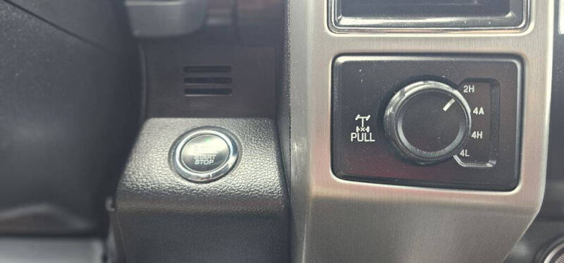 2017 Ford F-150 Platinum