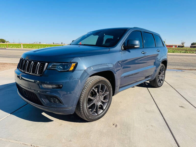 Jeep Grand Cherokee's photo