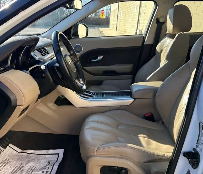 2014 Land Rover Range Rover Evoque Pure Premium