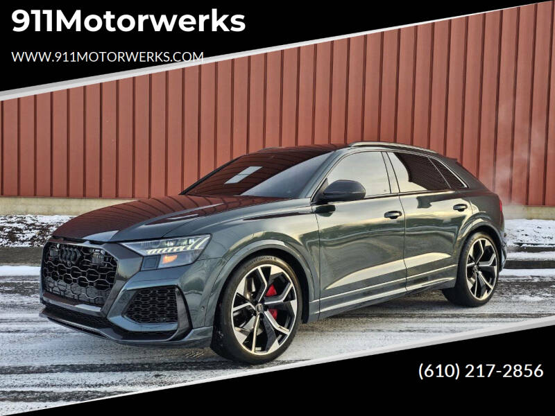 Audi RS Q8's photo