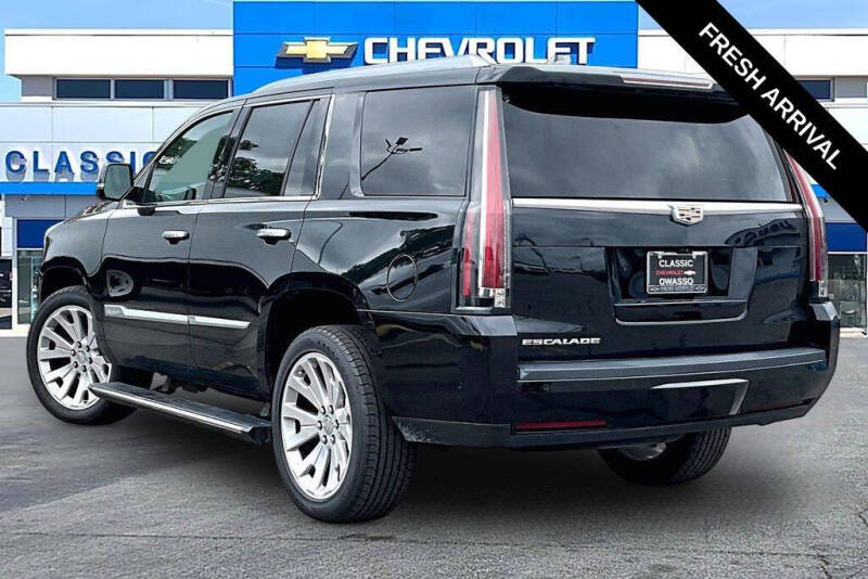 2020 Cadillac Escalade Premium Luxury