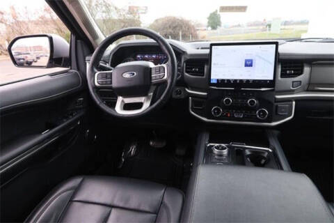 2023 Ford Expedition XLT