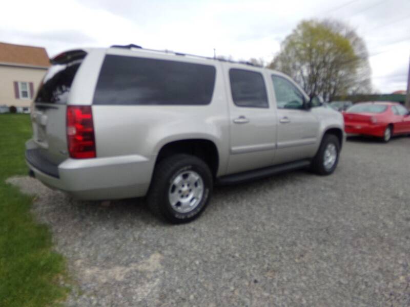 2008 Chevrolet Suburban for sale at English Autos in Grove City PA