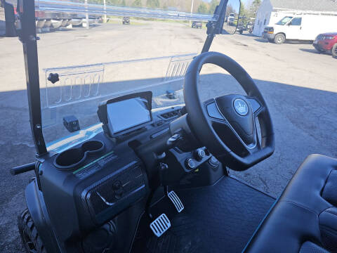 2024 Evolution Maverick 4