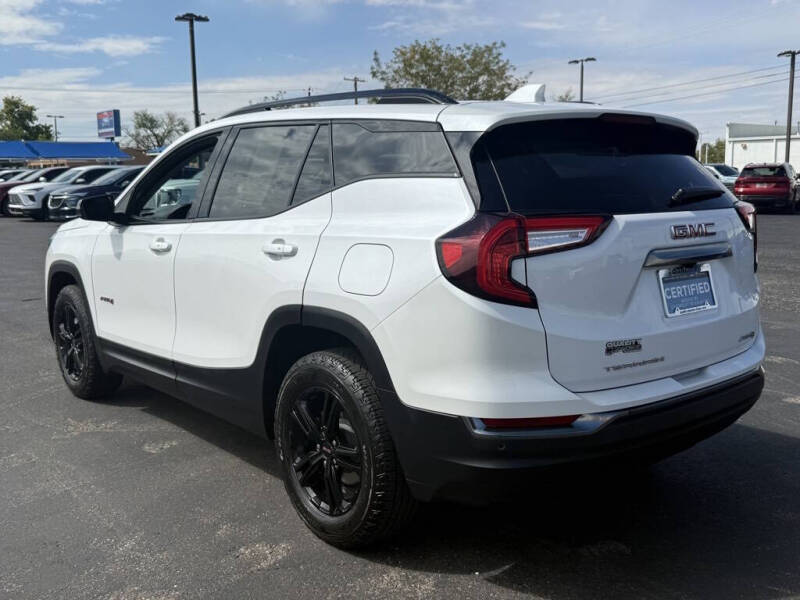 2023 GMC Terrain AT4