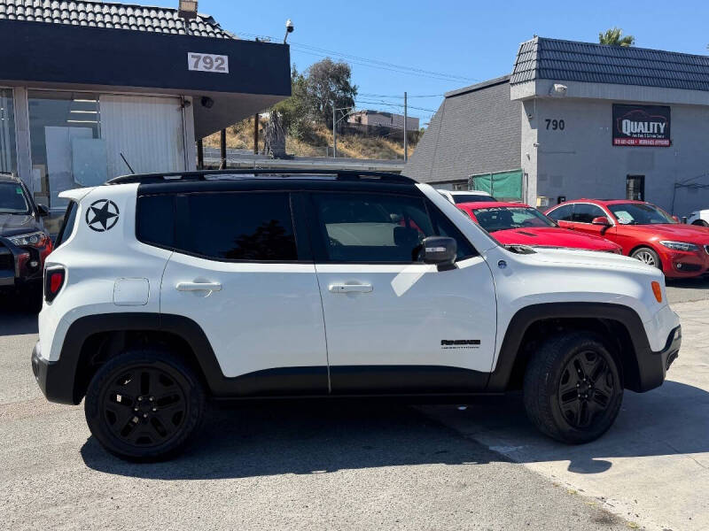 2017 Jeep Renegade Deserthawk