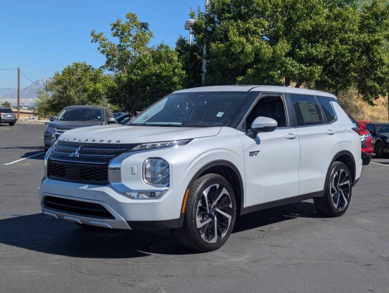 2025 Mitsubishi Outlander PHEV SE