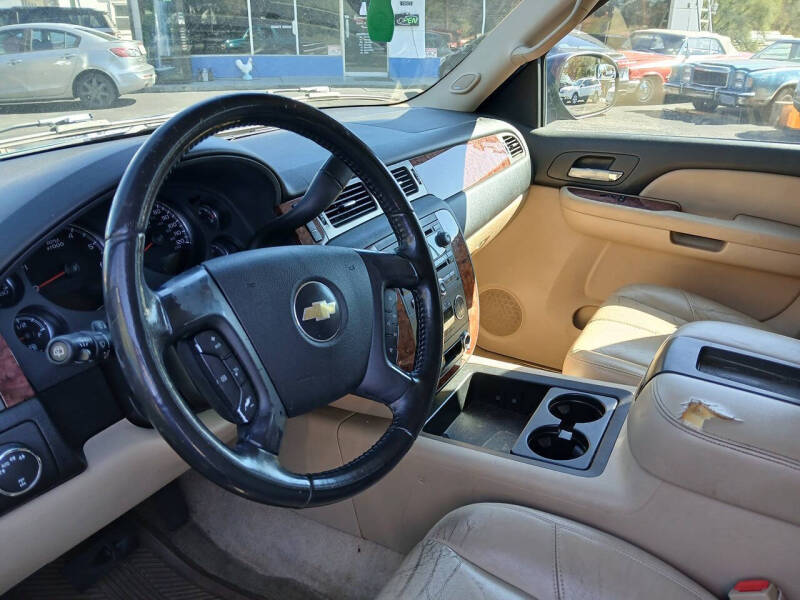 2007 Chevrolet Suburban LTZ