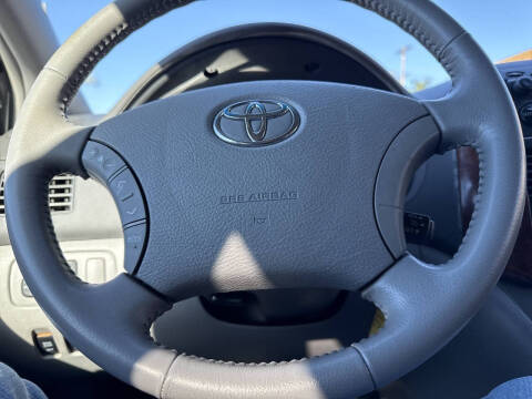 2005 Toyota Sienna XLE 7 Passenger