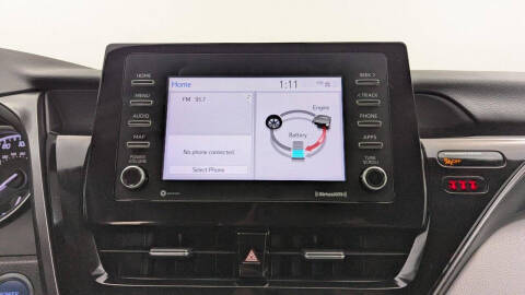 2024 Toyota Camry Hybrid LE