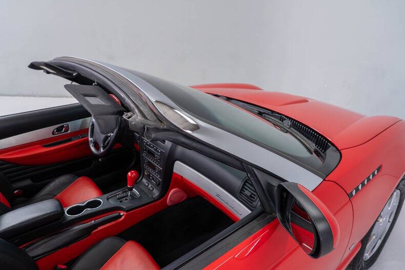 2003 Ford Thunderbird