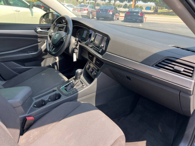 2019 Volkswagen Jetta R-Line