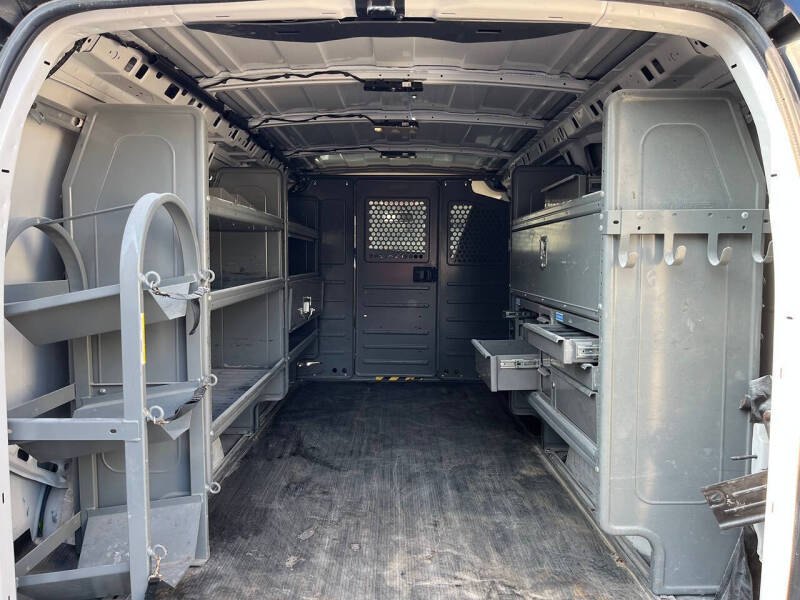 2018 Chevrolet Express 2500