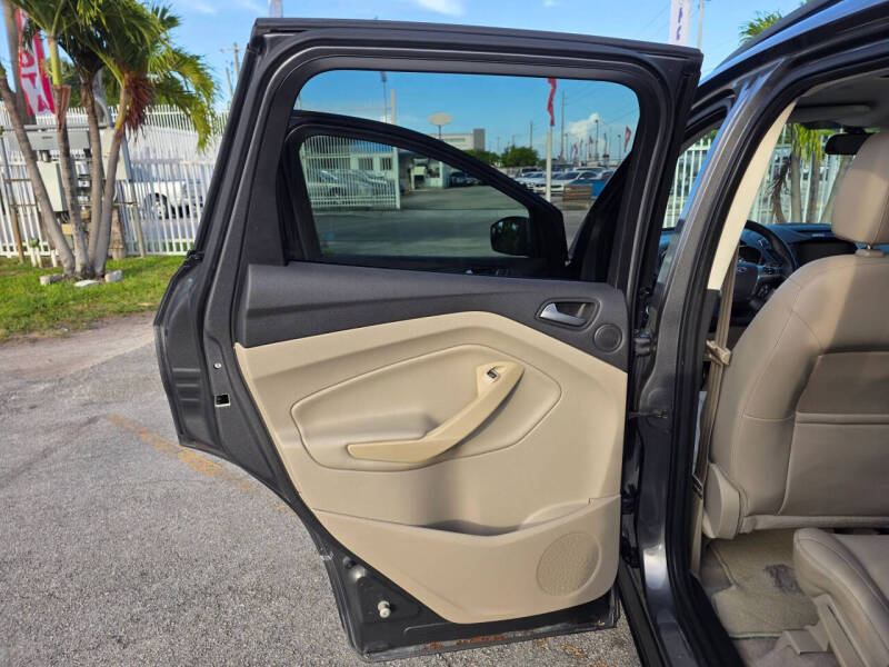 2014 Ford Escape SE
