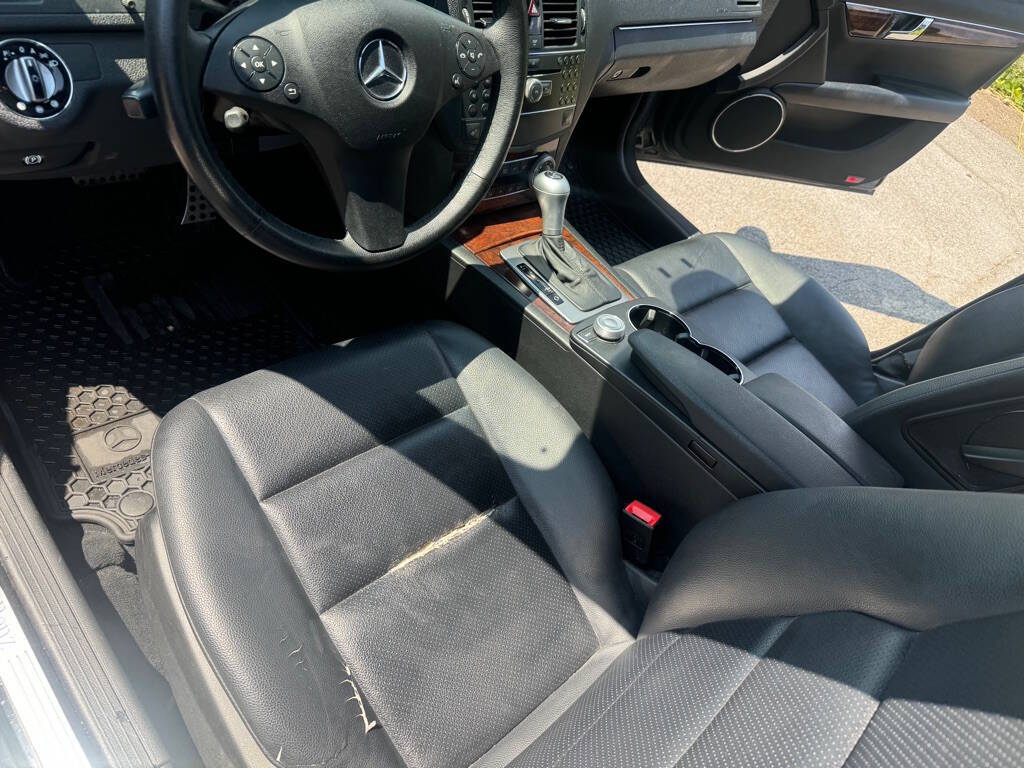 2009 Mercedes-Benz C-Class for sale at Car ConneXion Inc in Knoxville, TN