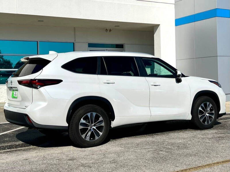 2024 Toyota Highlander XLE