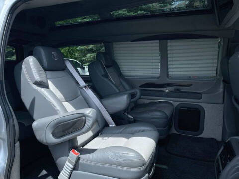 2025 GMC Savana 2500