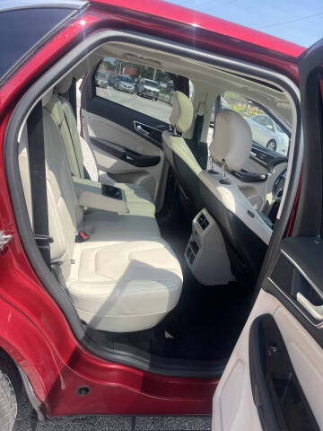 2017 Ford Edge Titanium