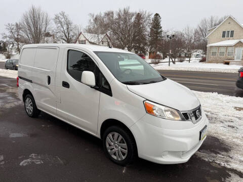 2019 Nissan NV200 for sale at REECIA MOTORS LLC in Cambridge MN