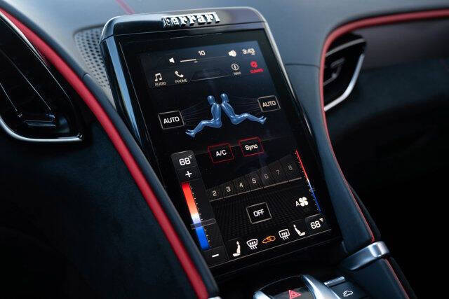 2025 Ferrari Roma Spider