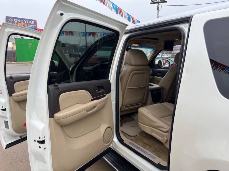 2009 GMC Yukon XL Denali