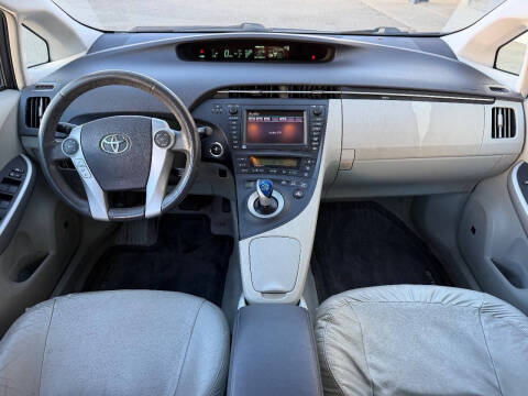 2010 Toyota Prius II
