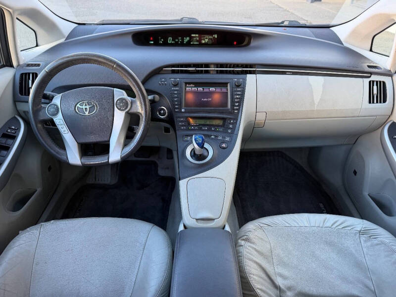 2010 Toyota Prius II