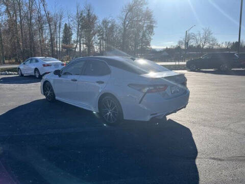 2022 Toyota Camry SE