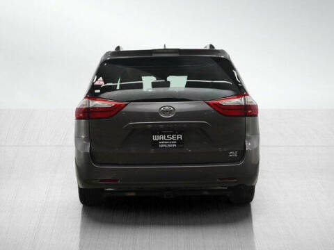 2018 Toyota Sienna